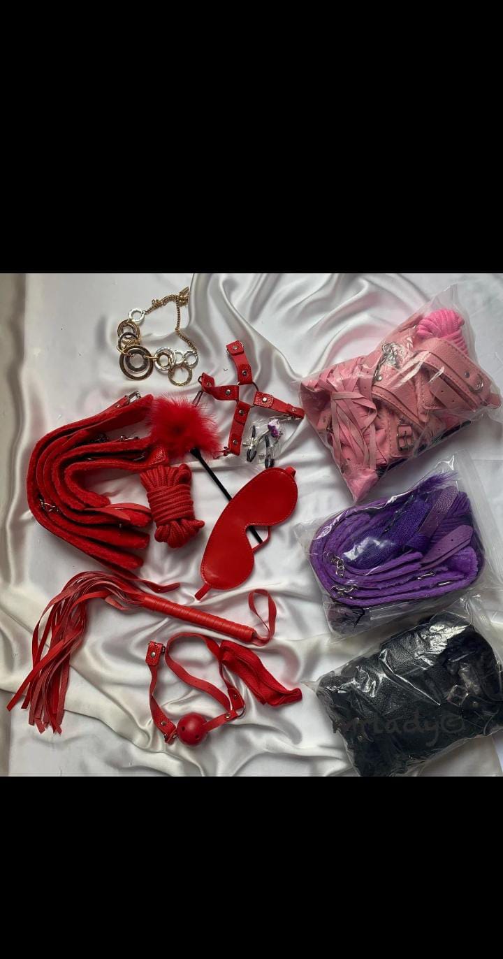 𝐅𝐢𝐟𝐭𝐲 𝐒𝐡𝐚𝐝𝐞𝐬 𝐎𝐟 𝐆𝐫𝐞𝐲 𝐅𝐮𝐧 𝐊𝐢𝐭